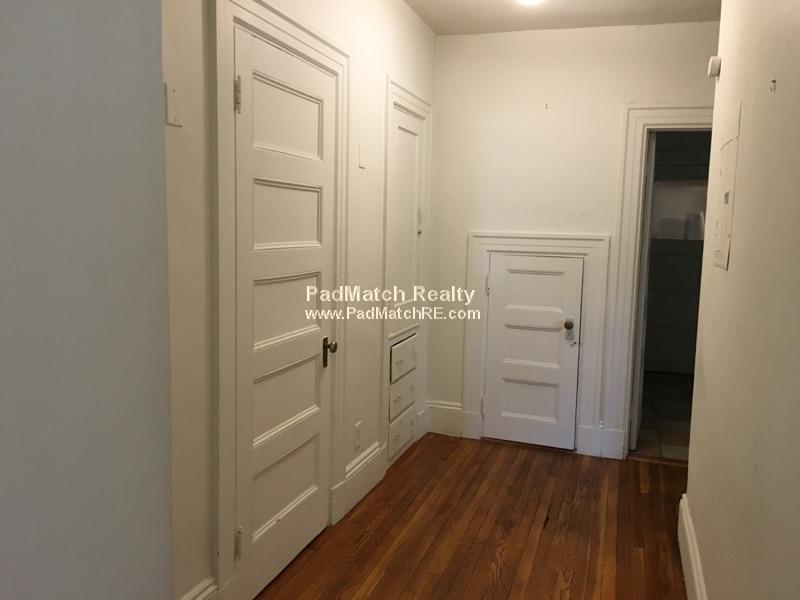 48 Babcock St, Coolidge Corner