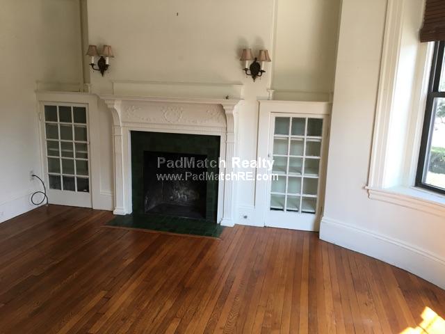 48 Babcock St, Coolidge Corner