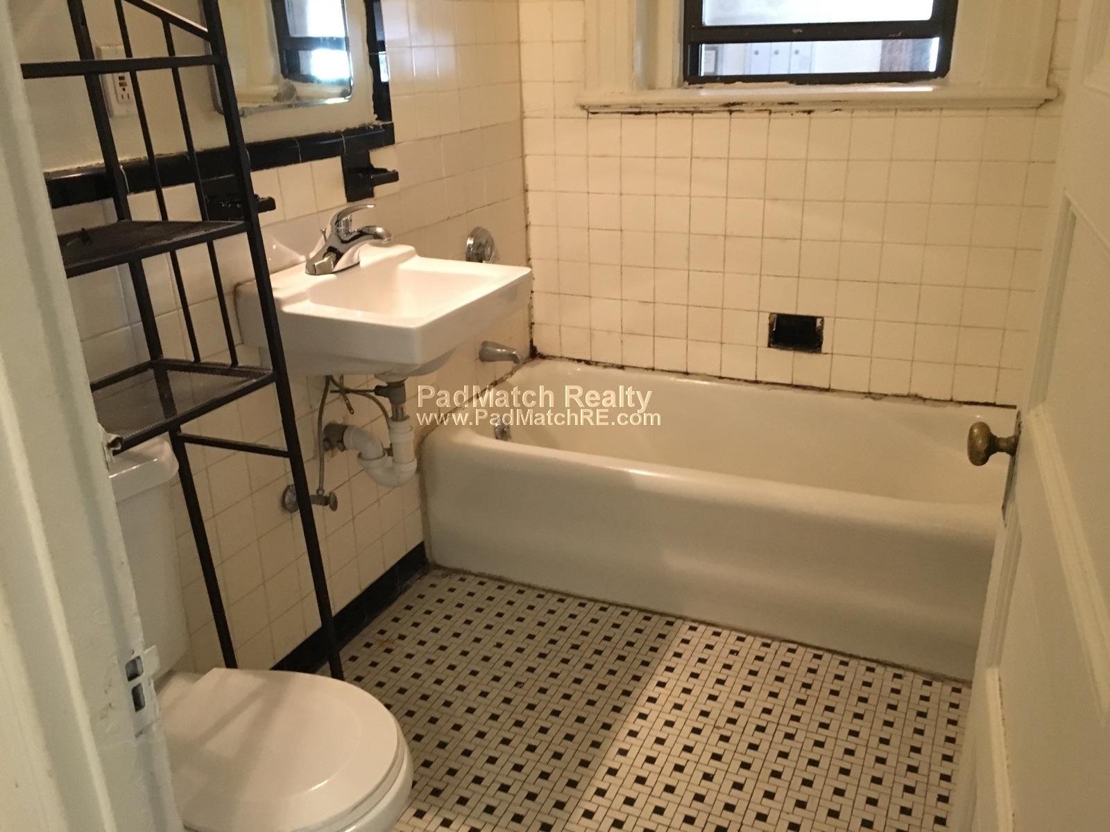 48 Babcock St, Coolidge Corner