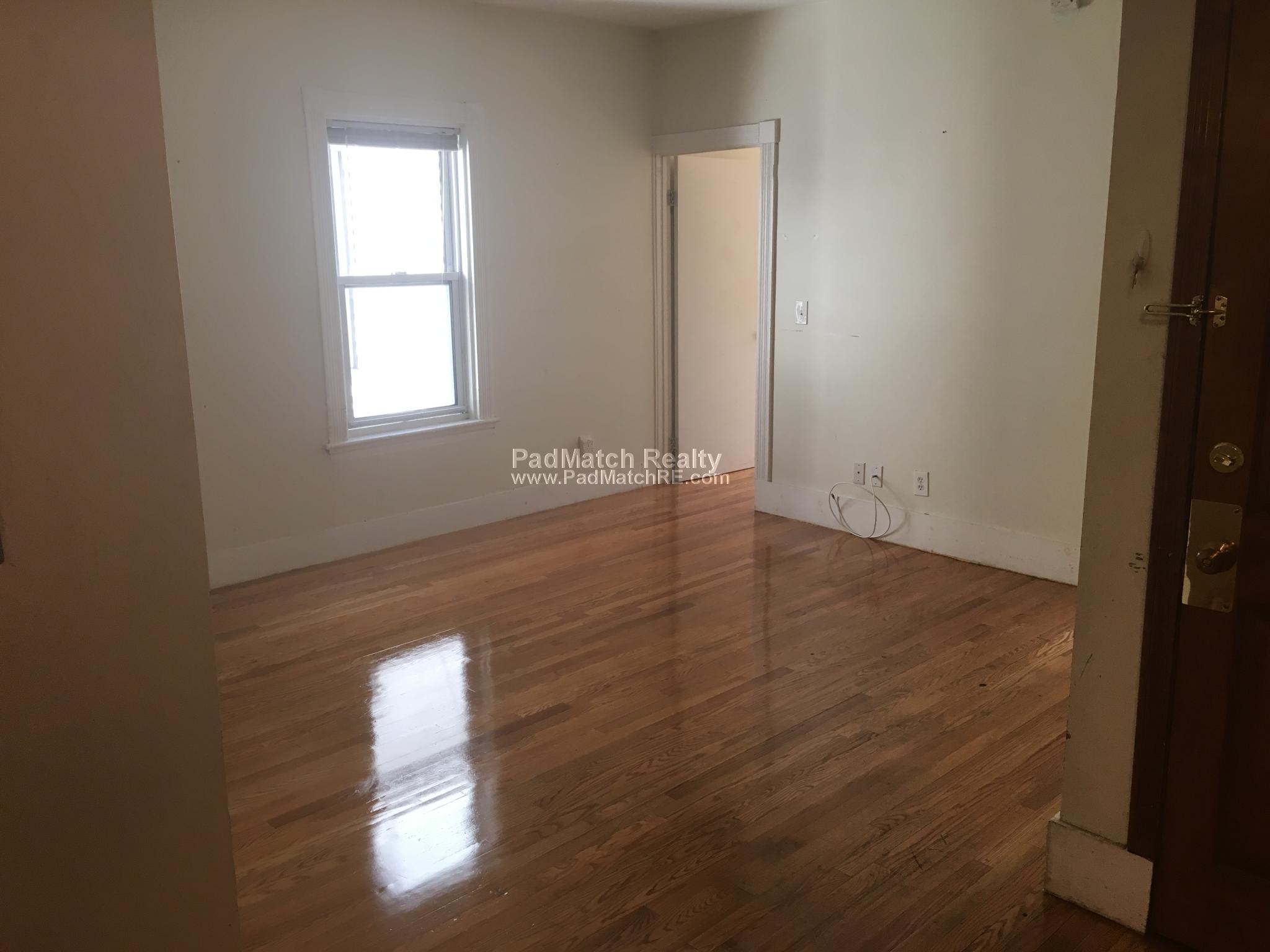 131 Brook St, Coolidge Corner