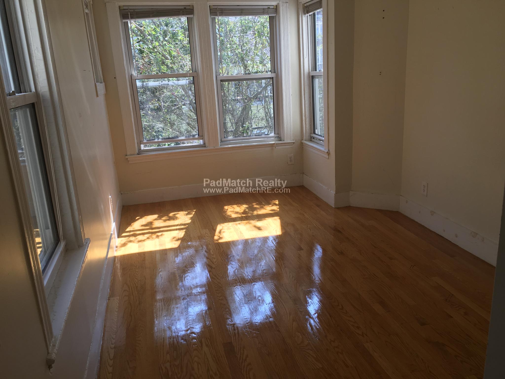 131 Brook St, Coolidge Corner