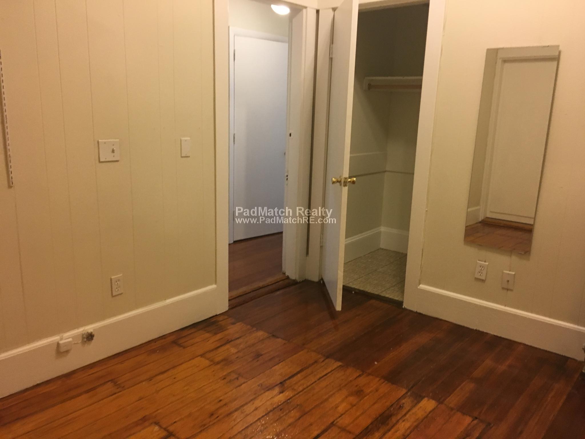 41 Bay State Rd, Fenway