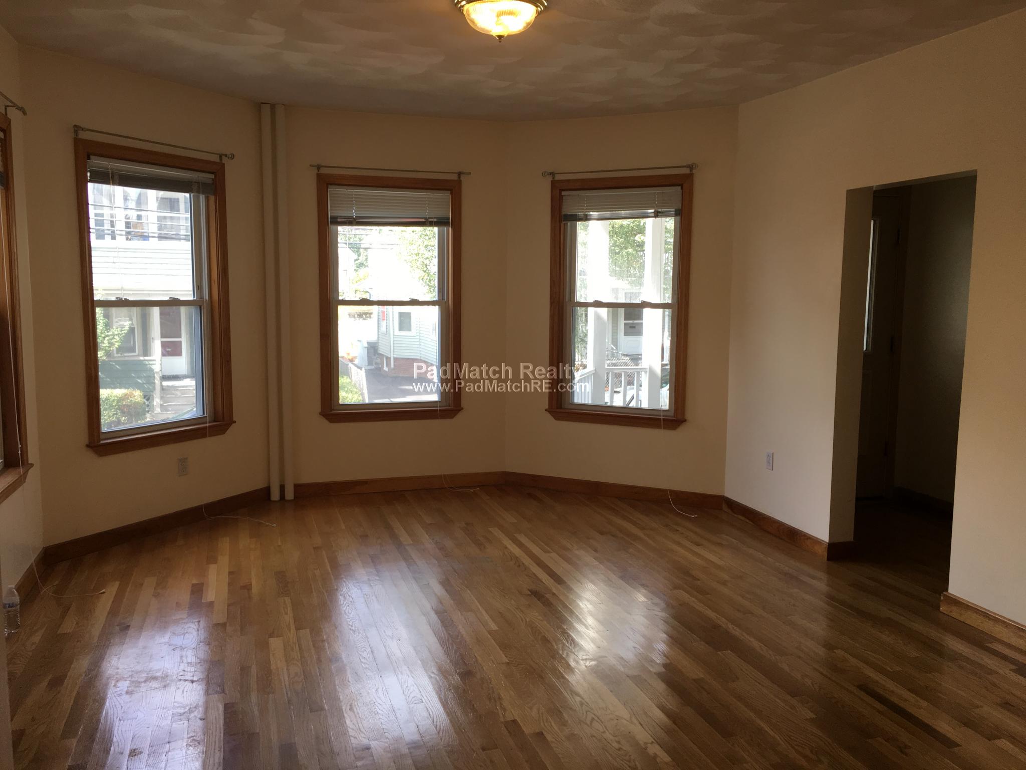 35 37 Hancock St, Davis Square