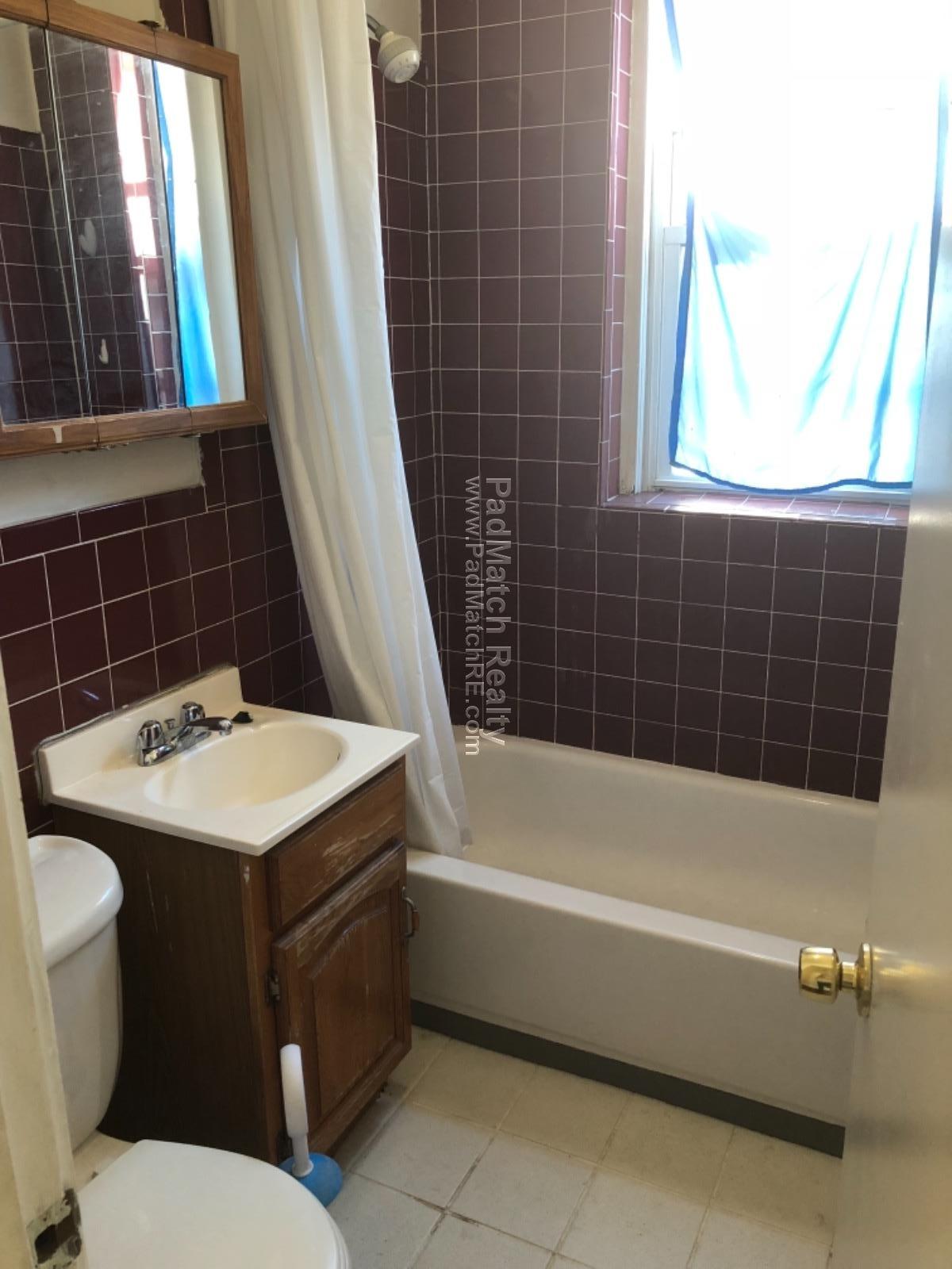 883 Huntington Ave, Mission Hill