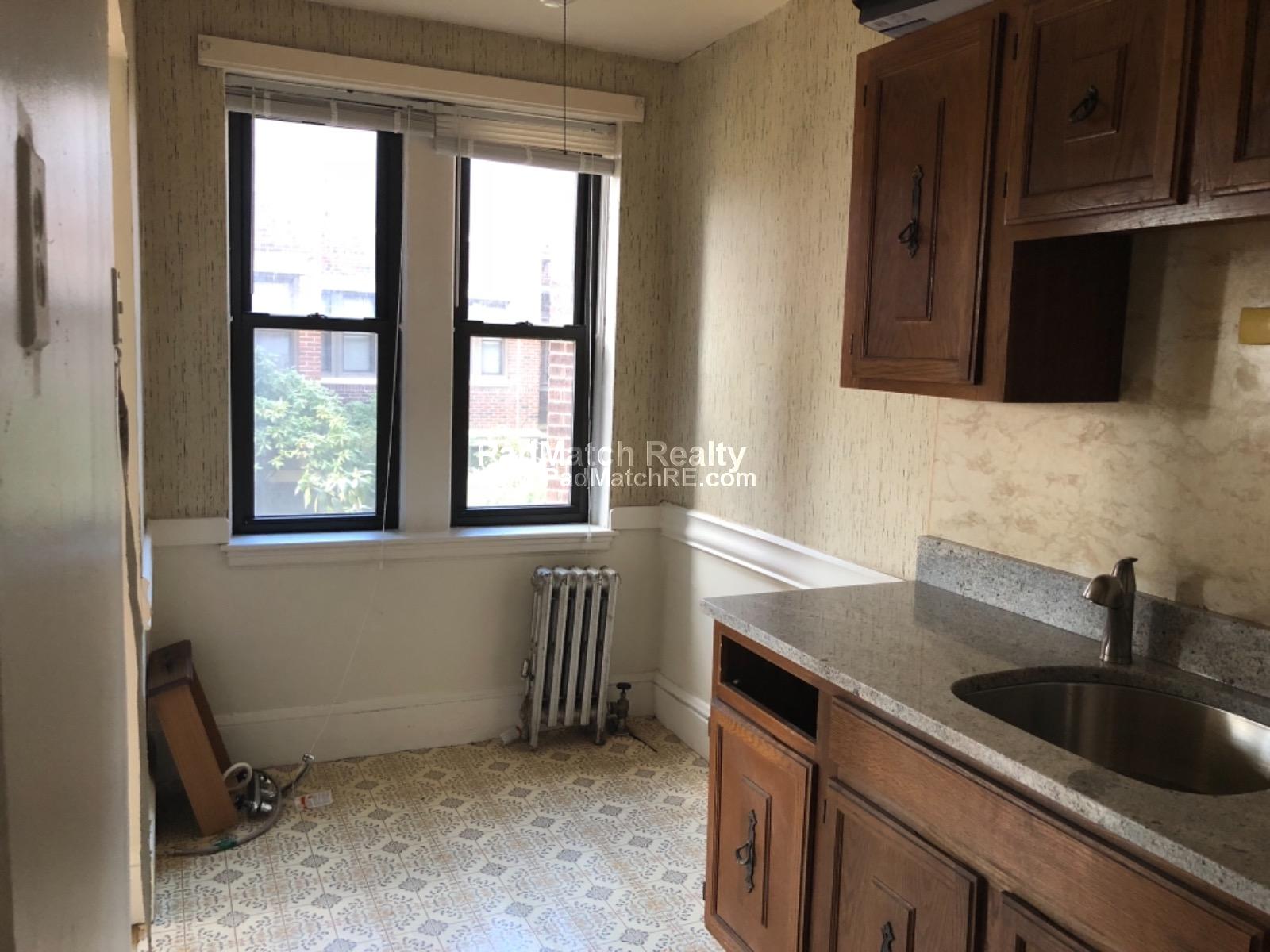 53 Fellsway, Medford