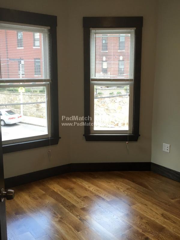 46 Creighton St, Jamaica Plain