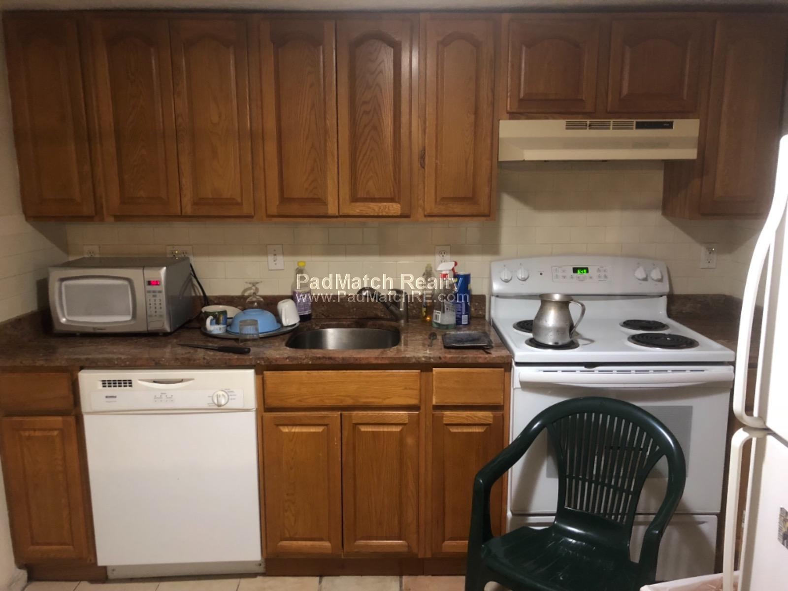2 bed, 1 bath apartment for rent at 365 Faneuil St Unit 1, Brighton — photo 3 of 6