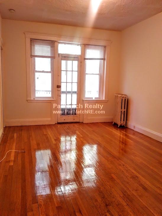 1715 Commonwealth Ave, Brighton