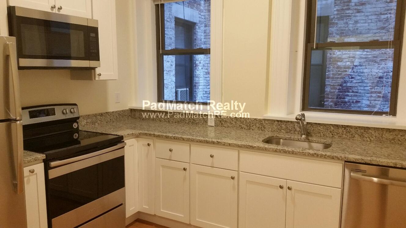 1463 Beacon St, Griggs Park