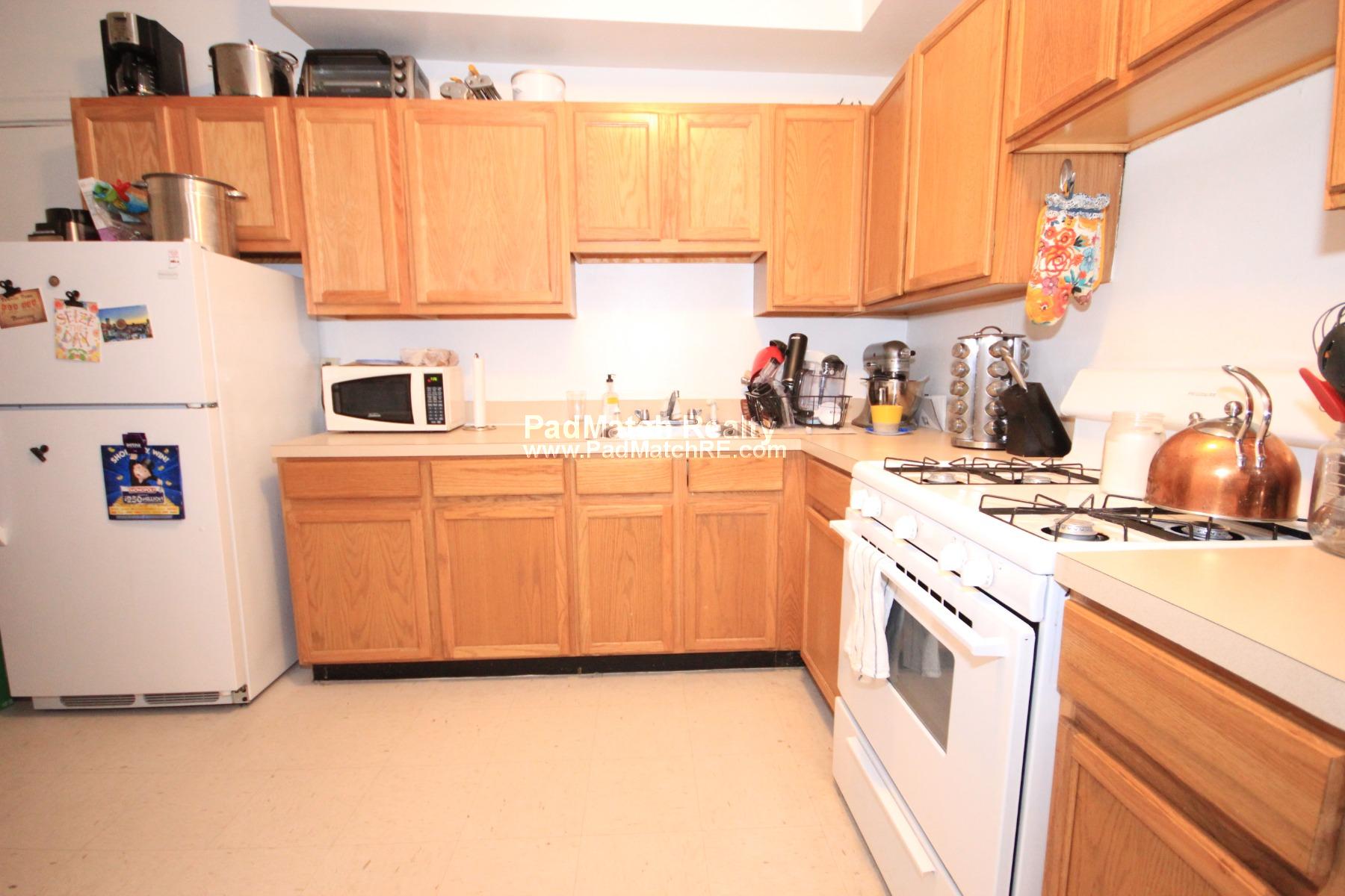 1788 Beacon St, Washington Square