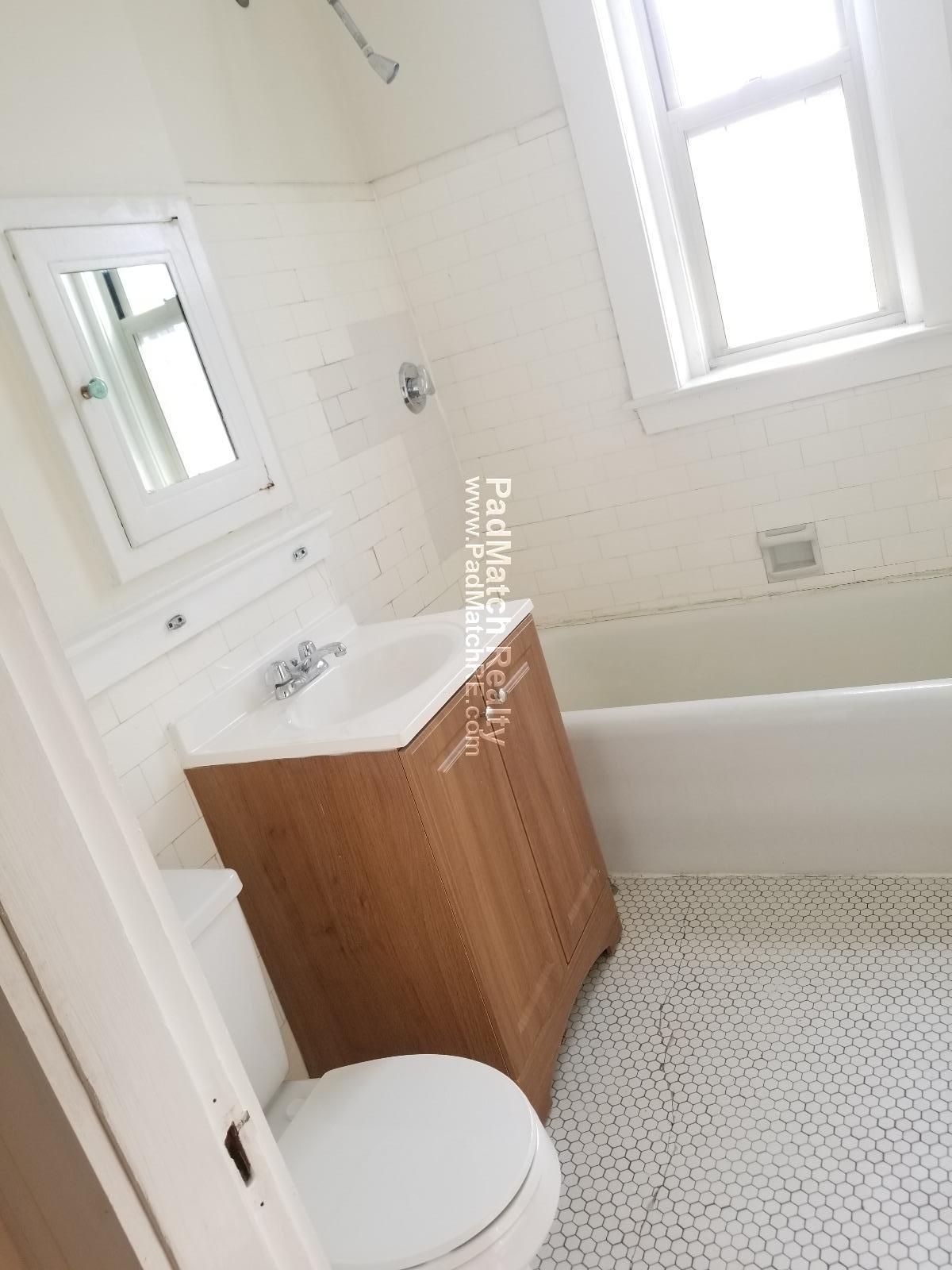 1.5 bed, 1 bath apartment for rent at 94 Maple St Unit 1, Malden — photo 10 of 10