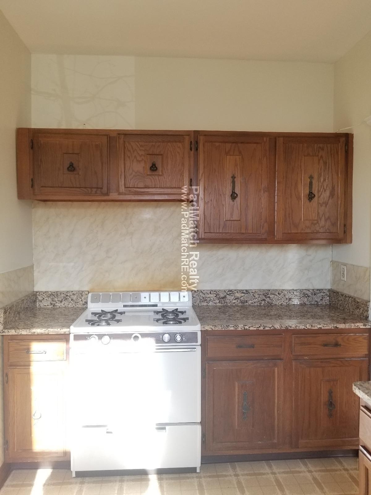 1.5 bed, 1 bath apartment for rent at 94 Maple St Unit 1, Malden — photo 2 of 10