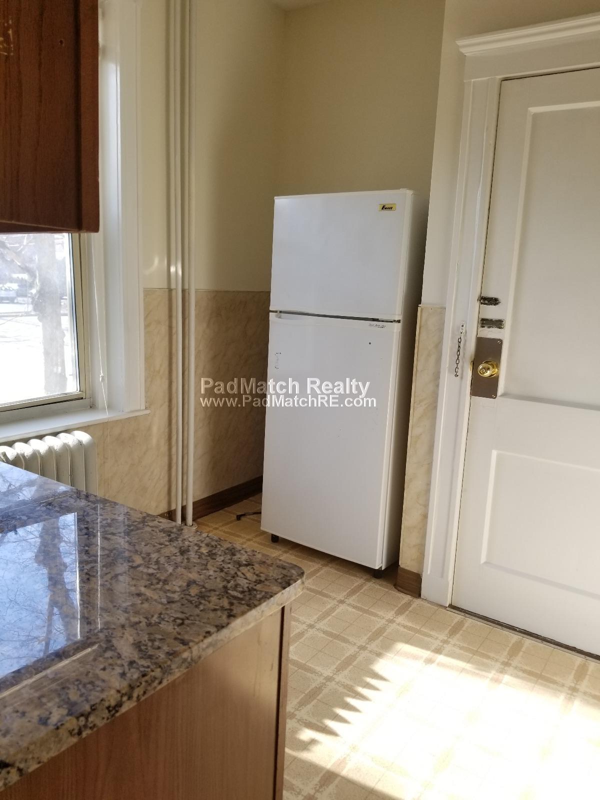1.5 bed, 1 bath apartment for rent at 94 Maple St Unit 1, Malden — photo 3 of 10