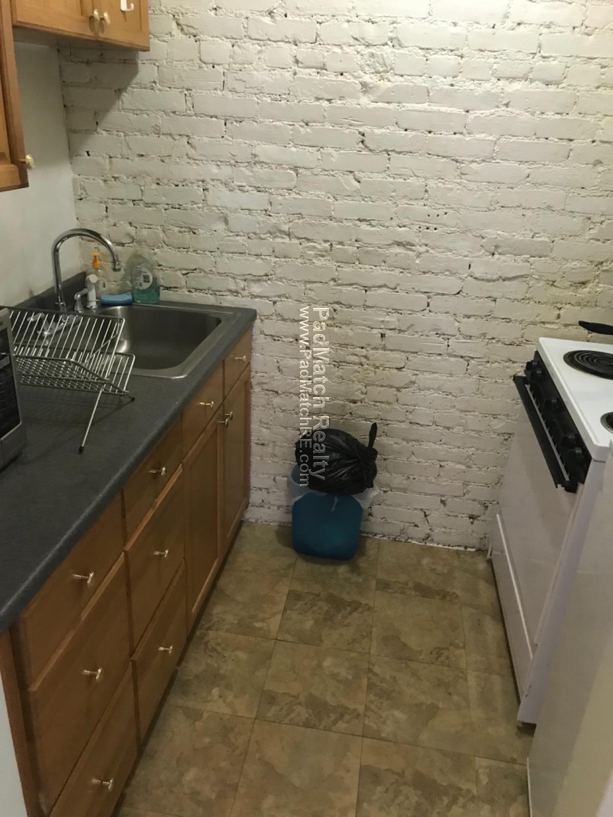 890 Huntington Ave, Mission Hill