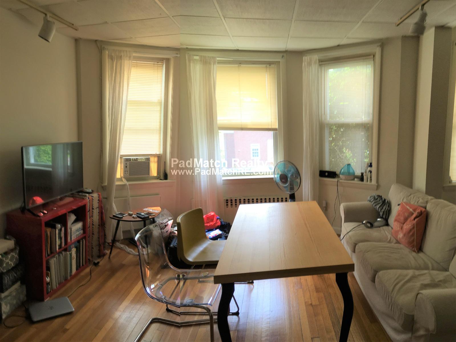 33 Lancaster Ter, Washington Square