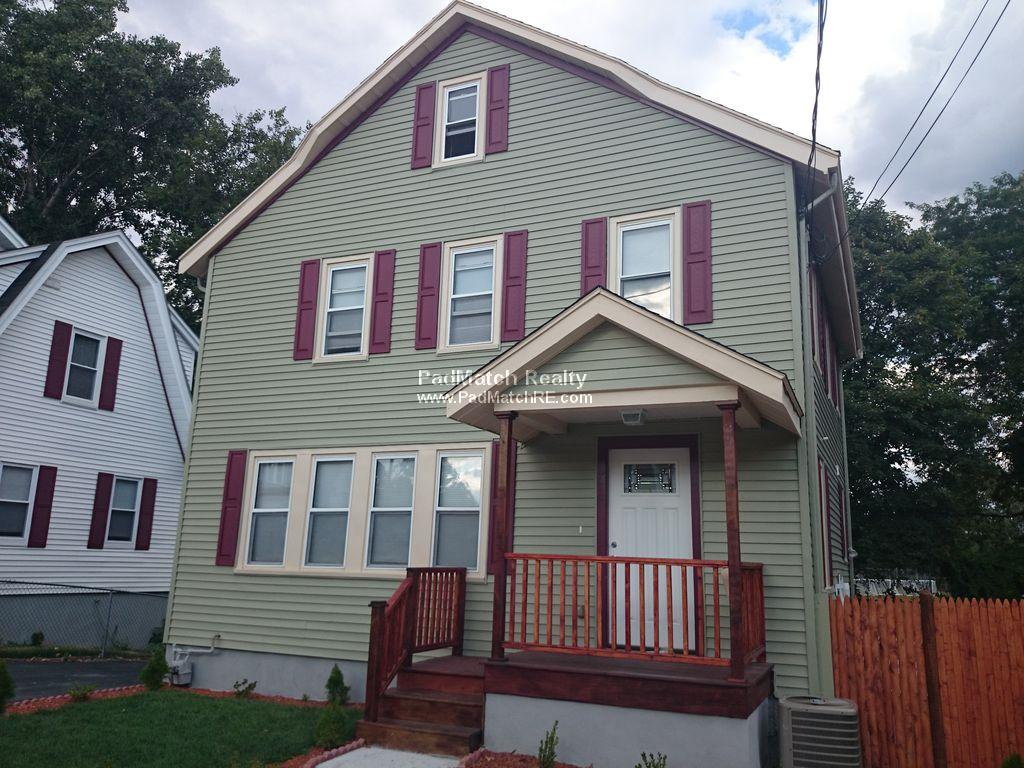 5 bed, 3.5 bath apartment for rent at 88 Goodenough St Unit House, Brighton — photo 9 of 9