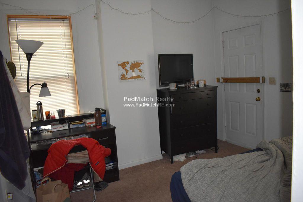 30 South Huntington Ave, Jamaica Plain