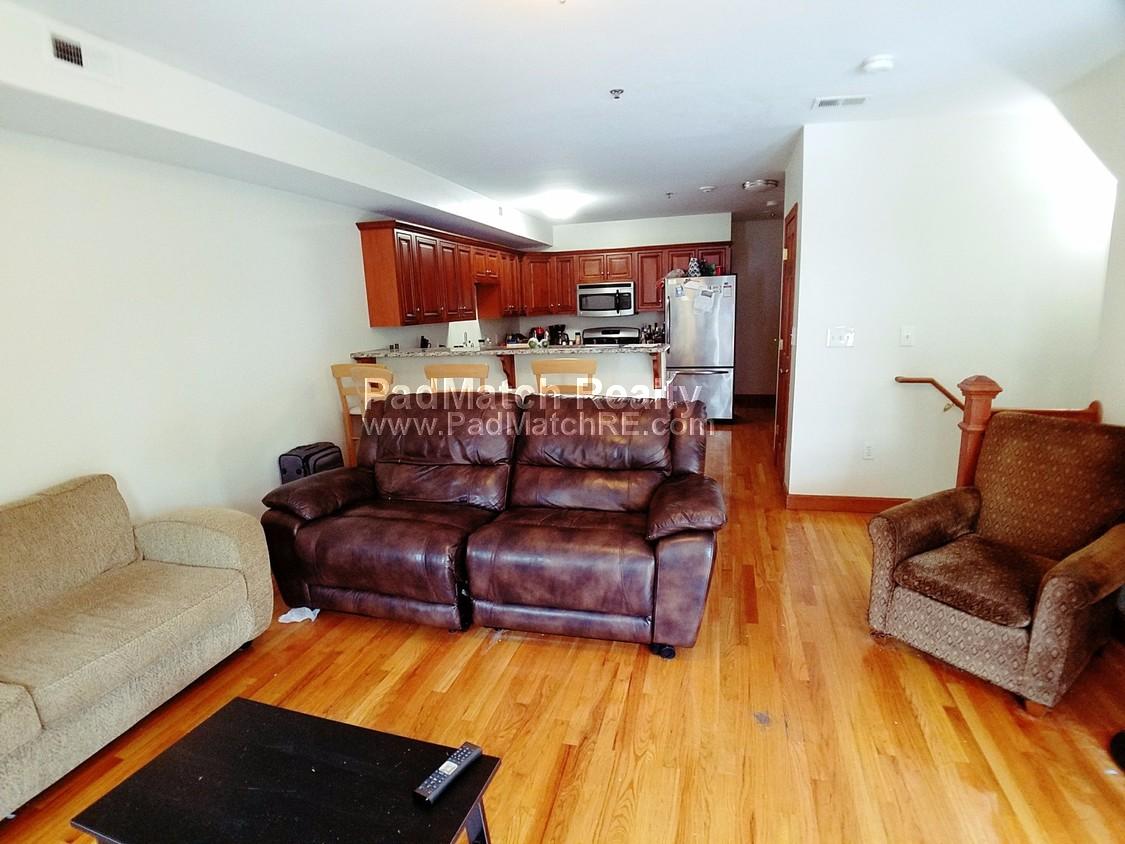 102 Allston St, Allston