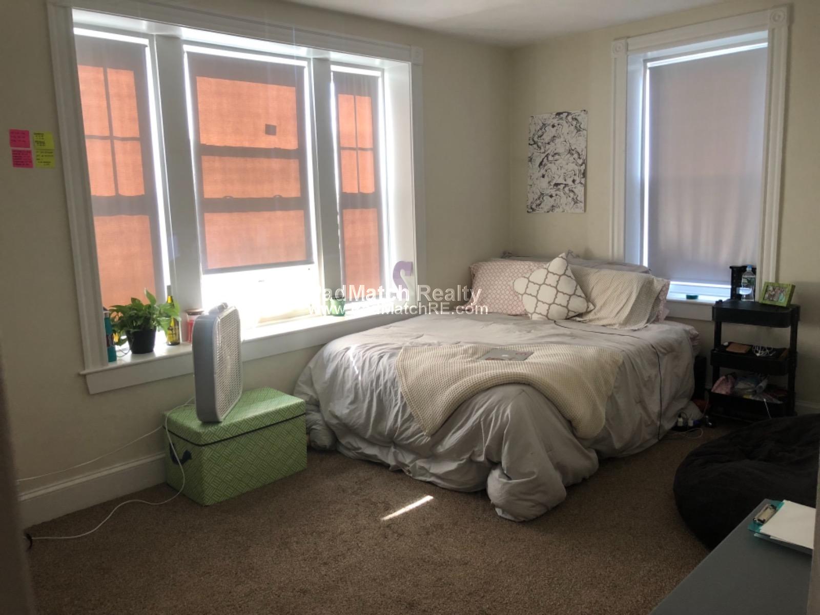 1788 Beacon St, Longwood