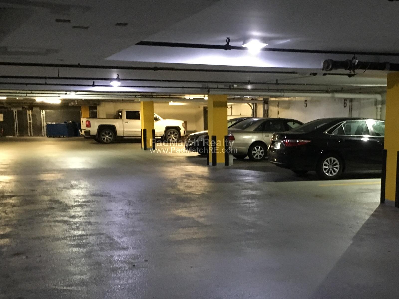 1443 Beacon St, Washington Square