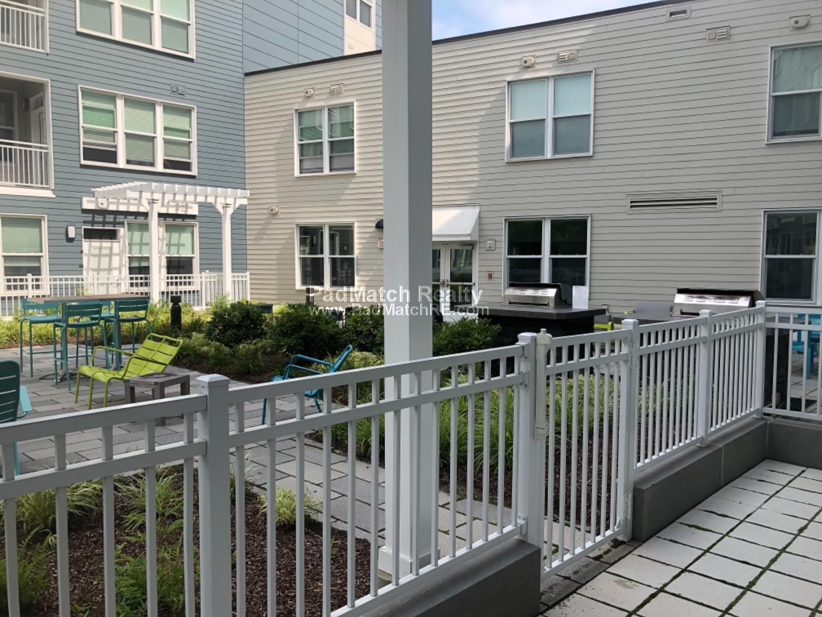 1 bed, 1 bath apartment for rent at 3611 Washington St Unit 20, Jamaica Plain — photo 14 of 17