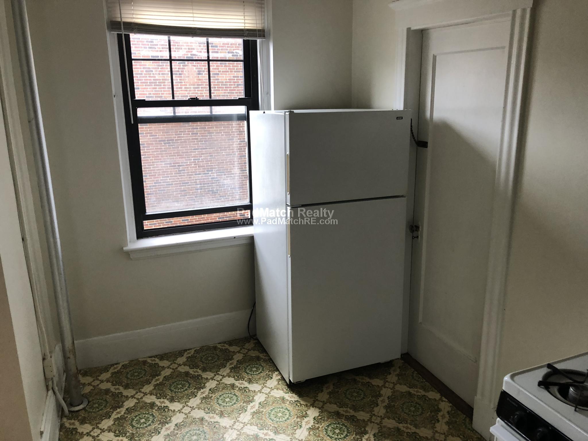 Studio bed, 1 bath apartment for rent at 349 Pleasant St Unit C-17, Malden — photo 3 of 12