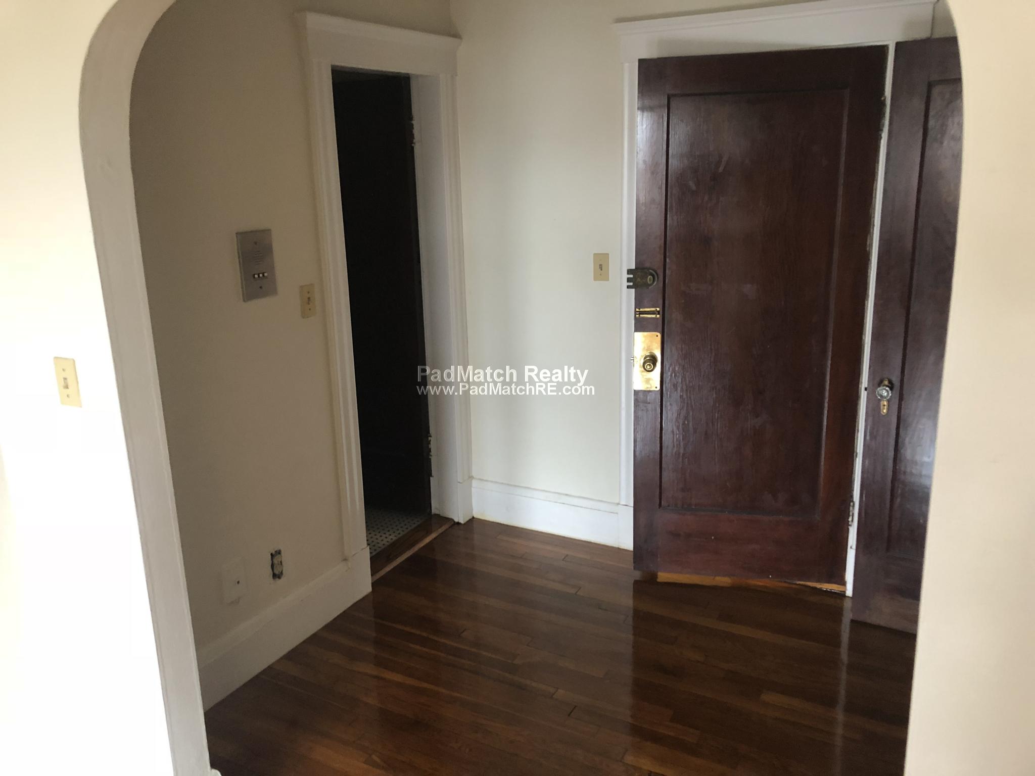 Studio bed, 1 bath apartment for rent at 349 Pleasant St Unit C-17, Malden — photo 4 of 12