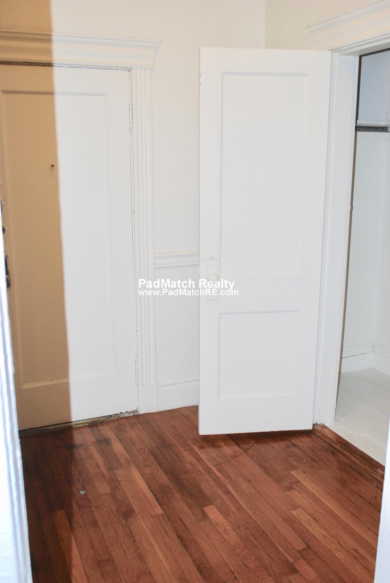 Studio bed, 1 bath apartment for rent at 5 Walbridge St Unit 4, Allston — photo 5 of 10
