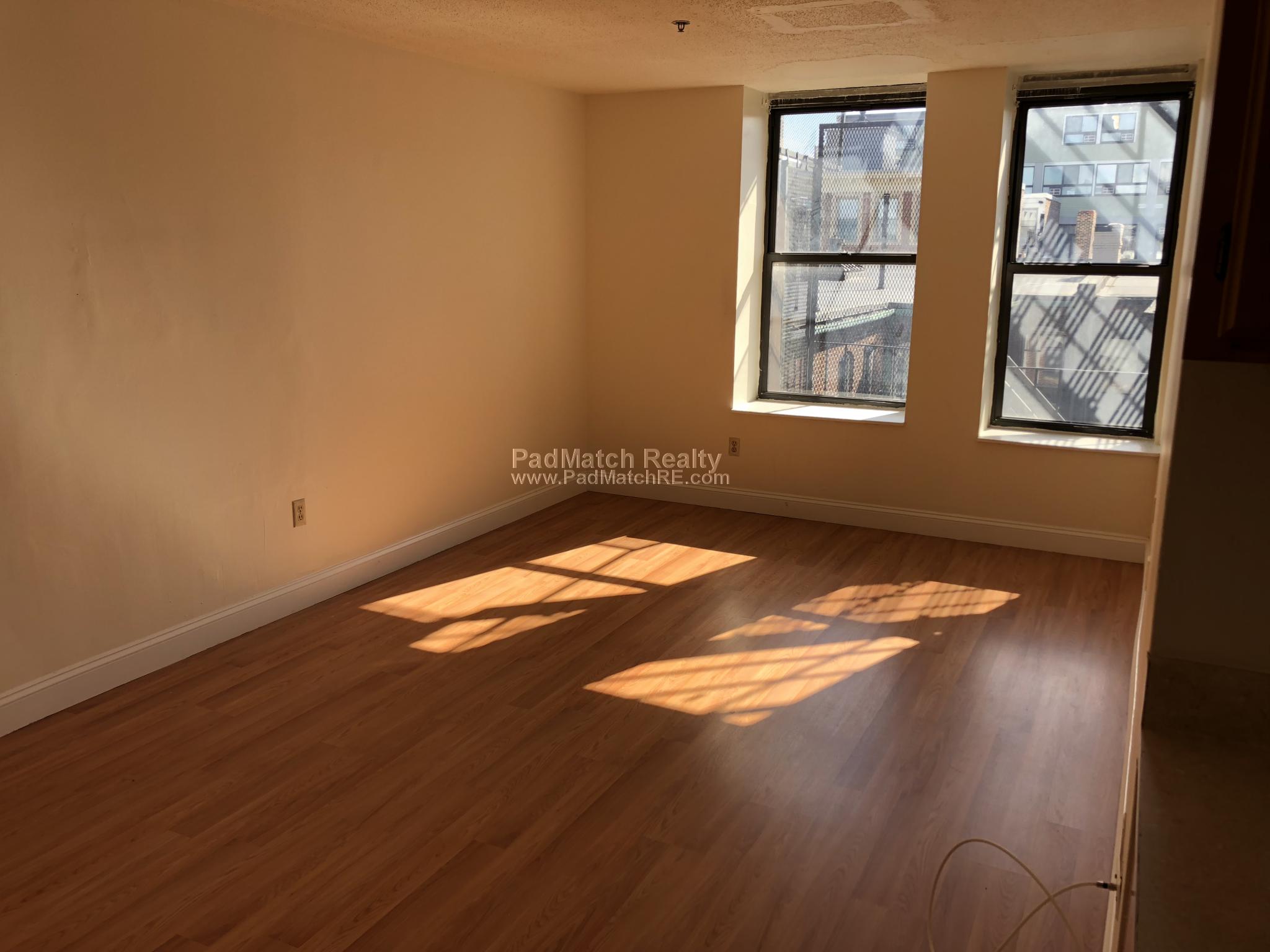 1126 Boylston St, Back Bay