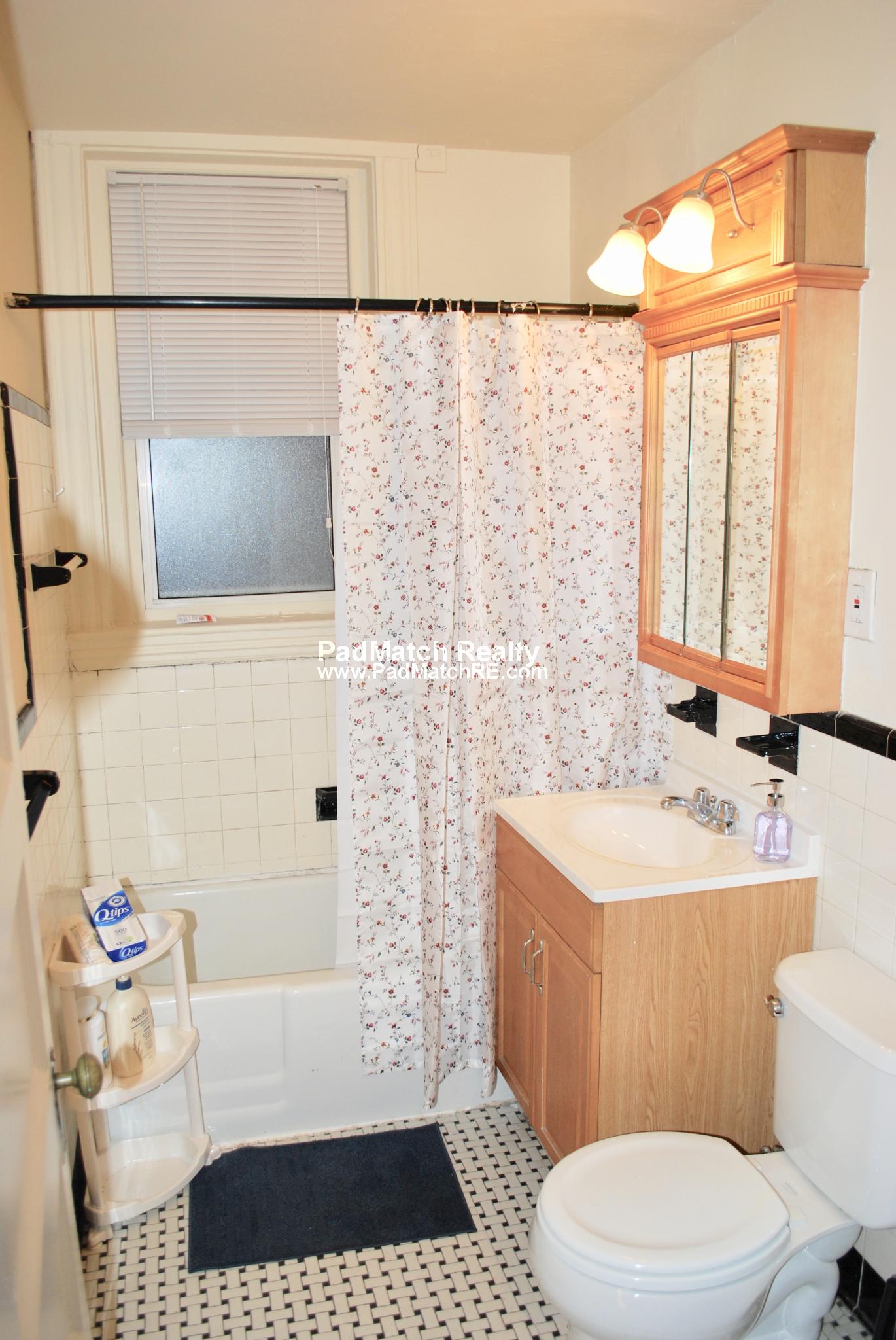 Photo 9 of 208 Winthrop Rd. Unit 1