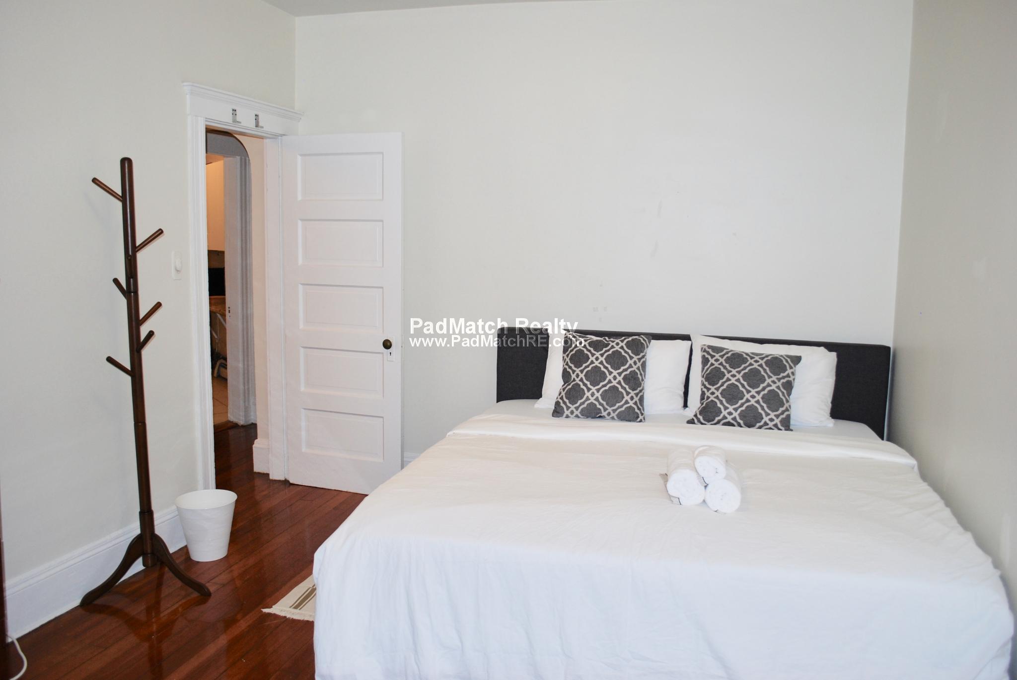 Photo 8 of 208 Winthrop Rd. Unit 1