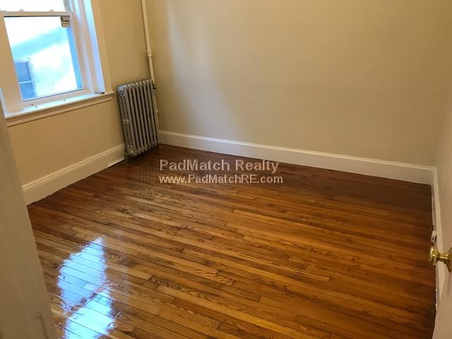 1 bed, 1 bath apartment for rent at 127 Sutherland Rd Unit 2, Brighton — photo 4 of 12