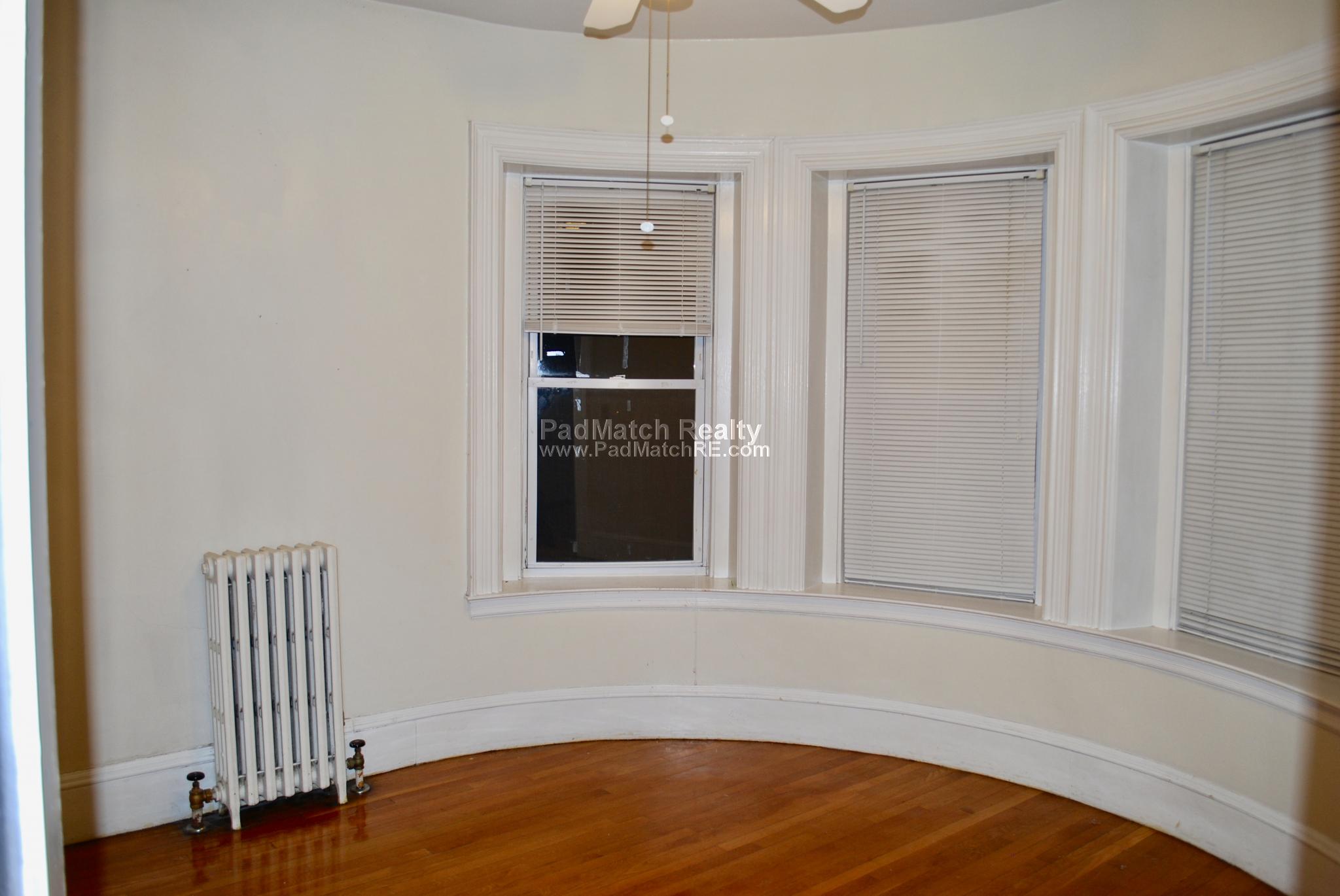 1 bed, 1 bath apartment for rent at 1477 Beacon St Unit 4, Coolidge Corner — photo 7 of 10