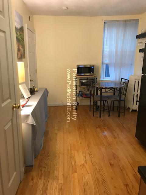 70 Joy St, Beacon Hill