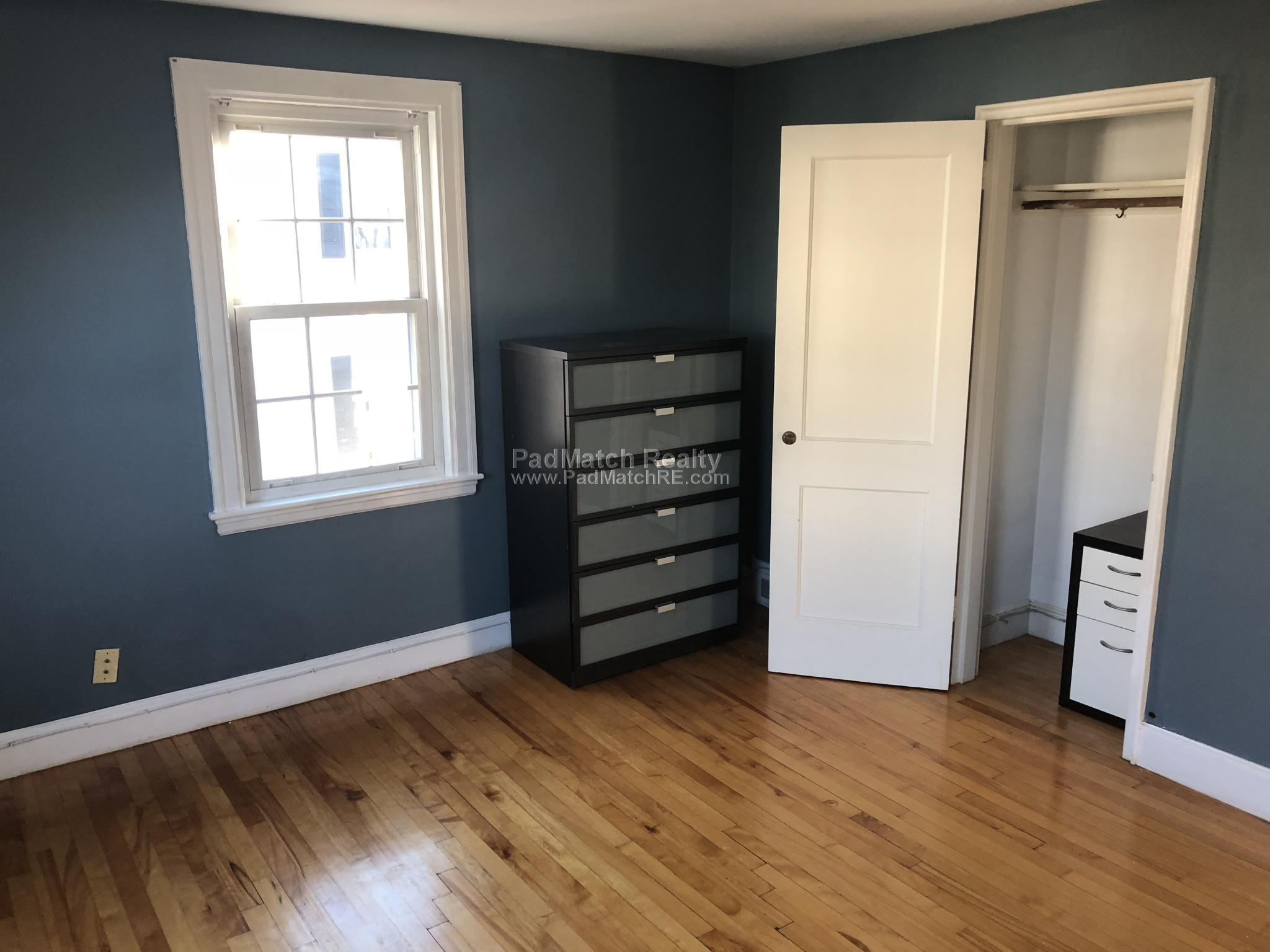 35 Grew Hill Rd, Roslindale