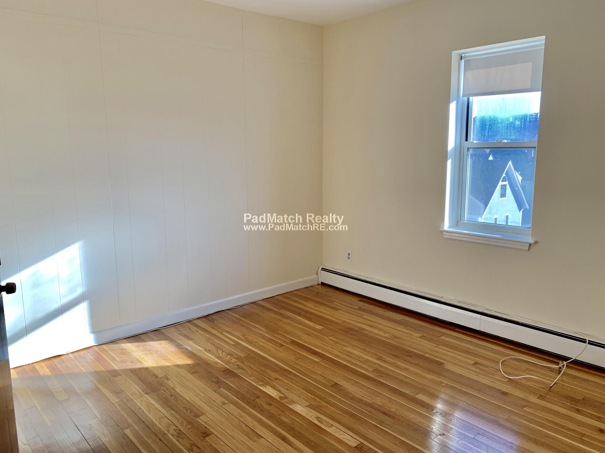 172 North Beacon St, Brighton