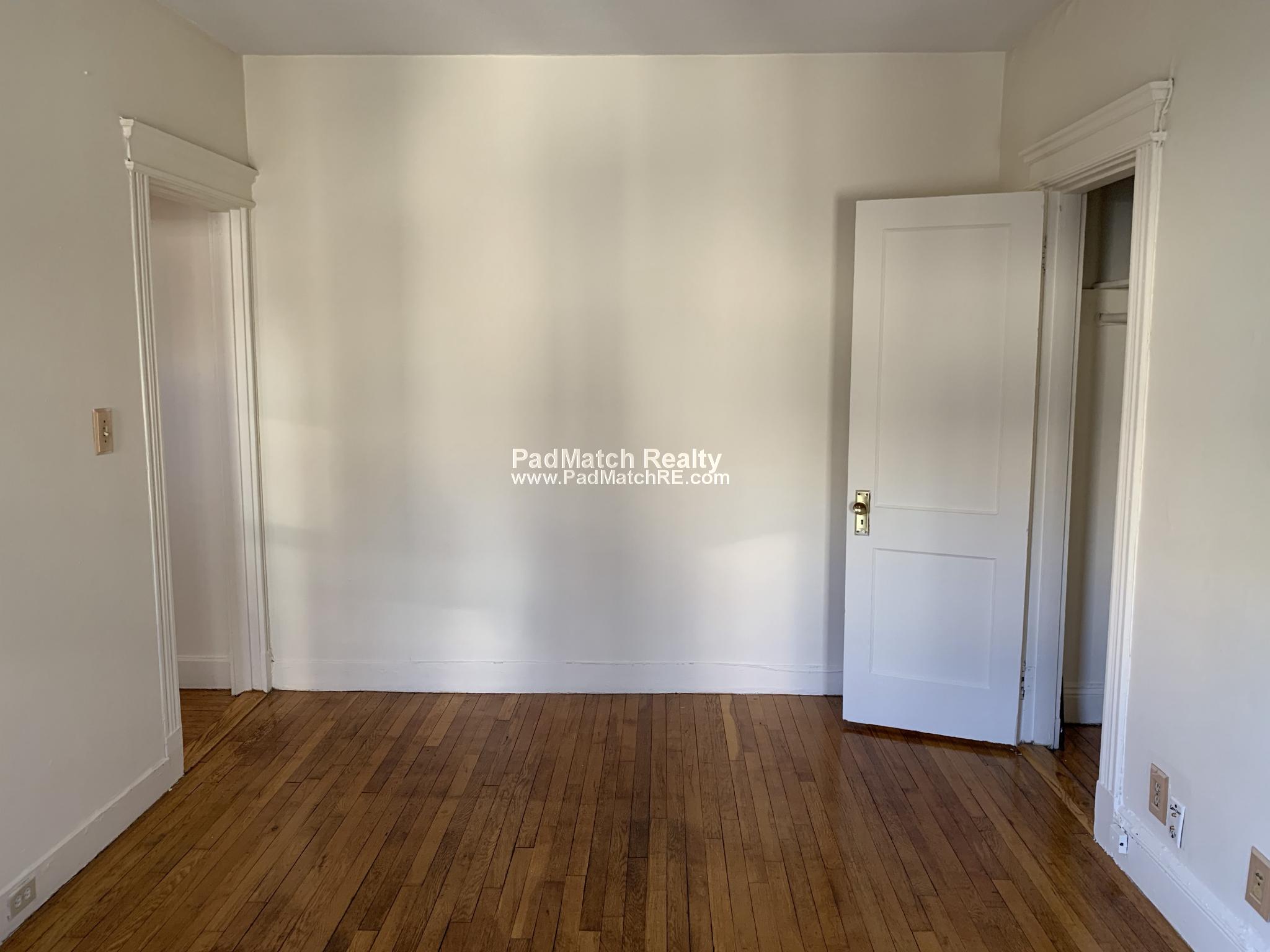 Studio bed, 1 bath apartment for rent at 1160 Commonwealth Ave Unit 35, Allston — photo 4 of 12