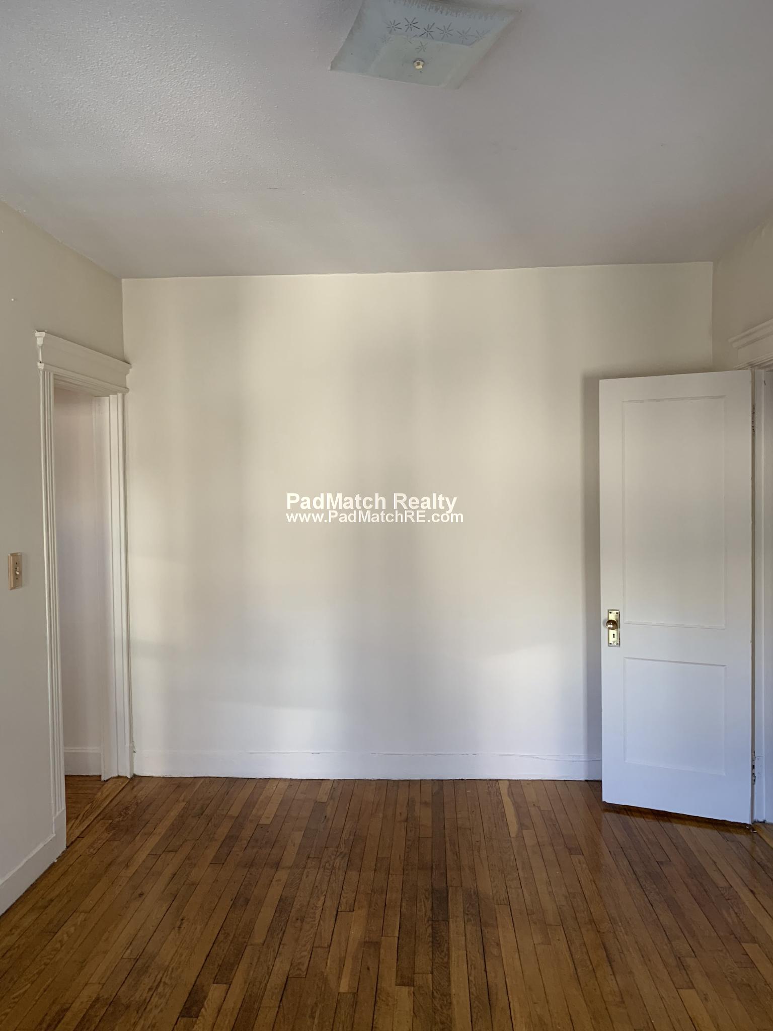 Studio bed, 1 bath apartment for rent at 1160 Commonwealth Ave Unit 35, Allston — photo 5 of 12
