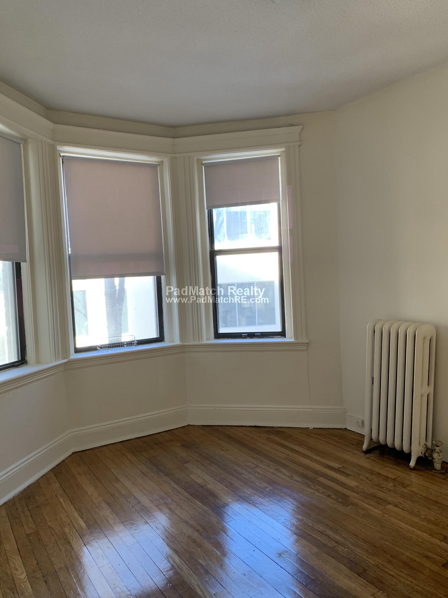 Studio bed, 1 bath apartment for rent at 1160 Commonwealth Ave Unit 35, Allston — photo 3 of 12
