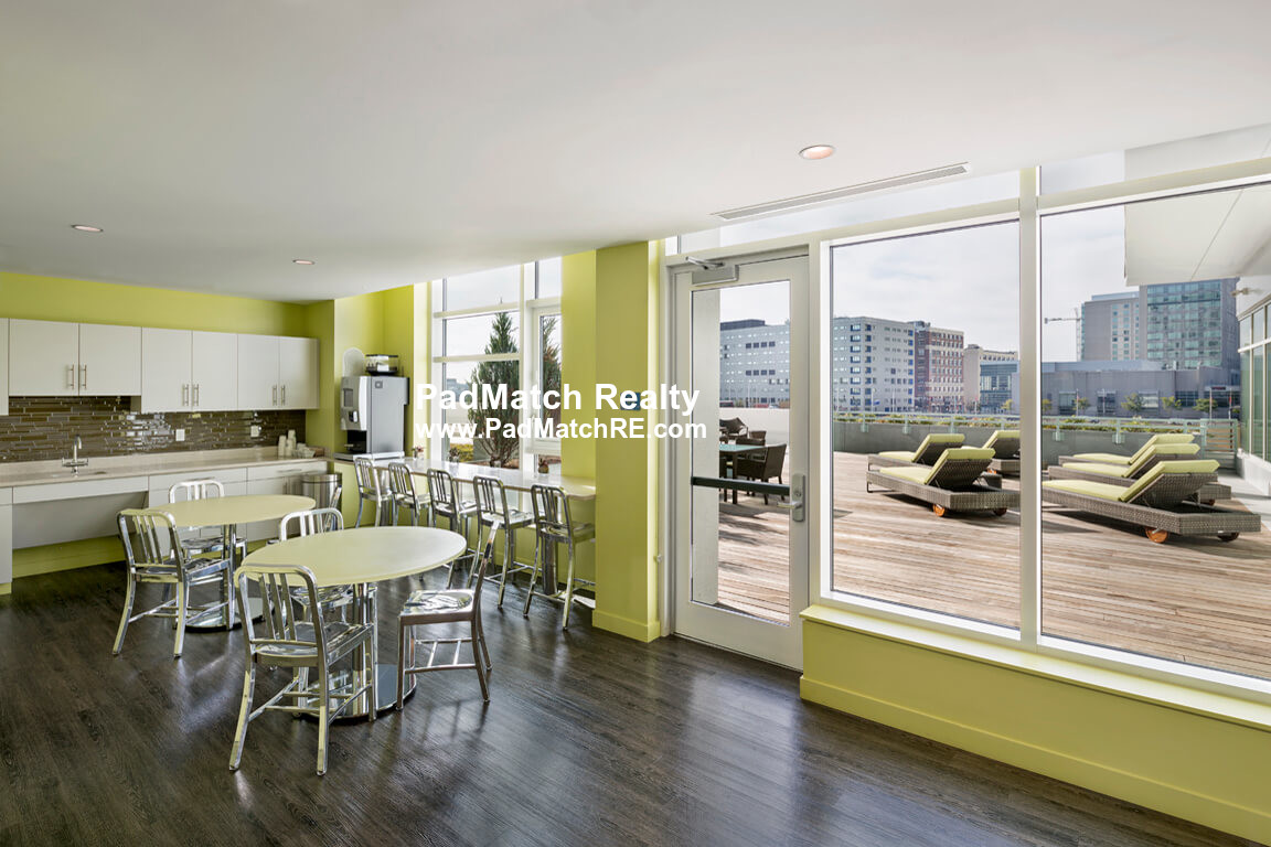 Photo 4 of 505 Congress St. Unit 309