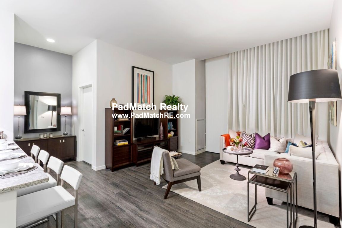 Photo 6 of 505 Congress St. Unit 309