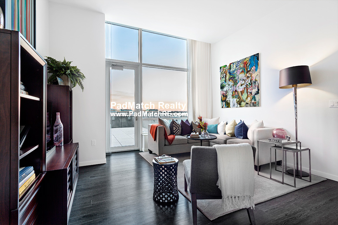 Photo 9 of 505 Congress St. Unit 309