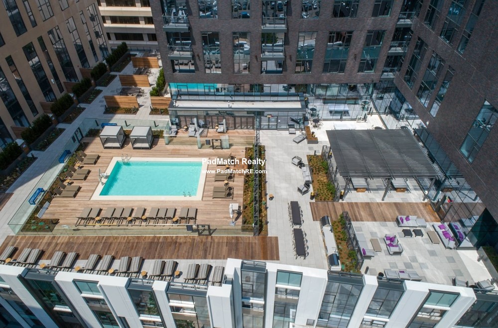 345 Harrison Ave, South End