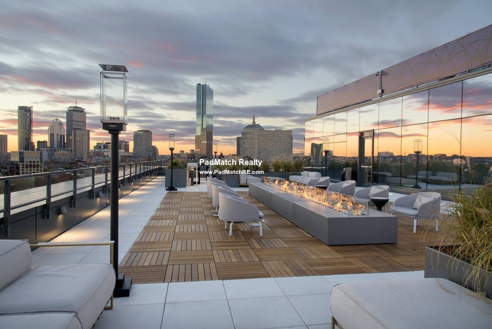 345 Harrison Ave, South End