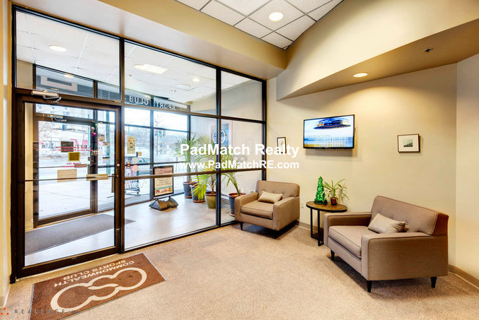 1079 Commonwealth Ave, Allston