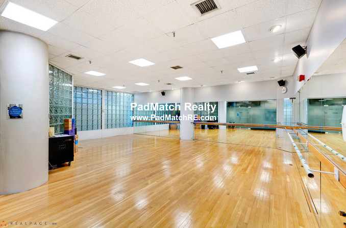 1079 Commonwealth Ave, Allston