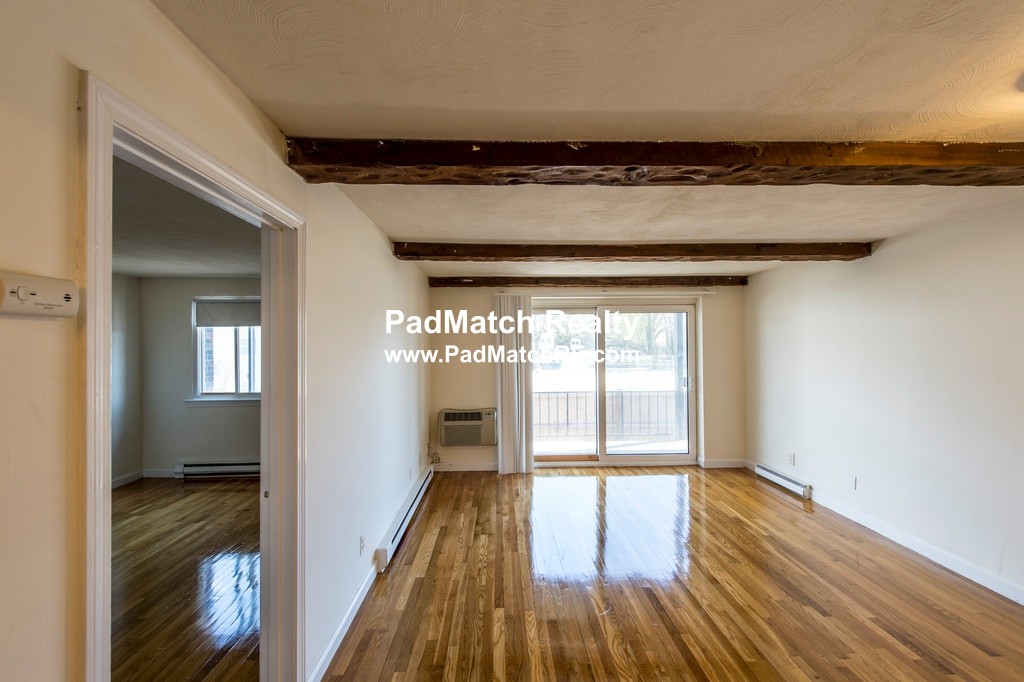 1799 Centre St, Jamaica Plain