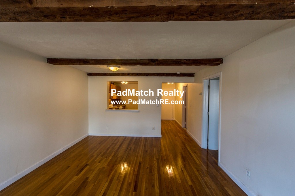 1799 Centre St, Jamaica Plain