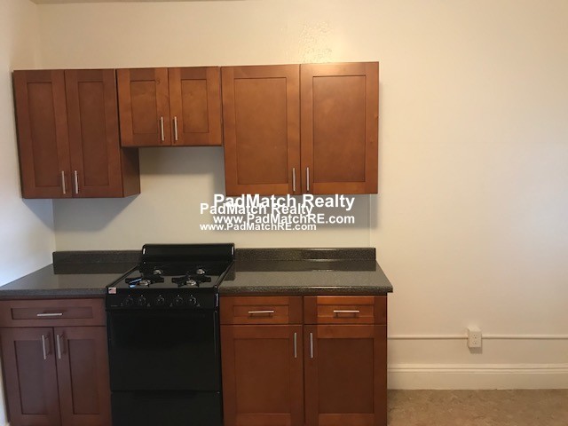 2 bed, 1 bath apartment for rent at 1638 Commonwealth Ave Unit 9, Brighton — photo 10 of 26