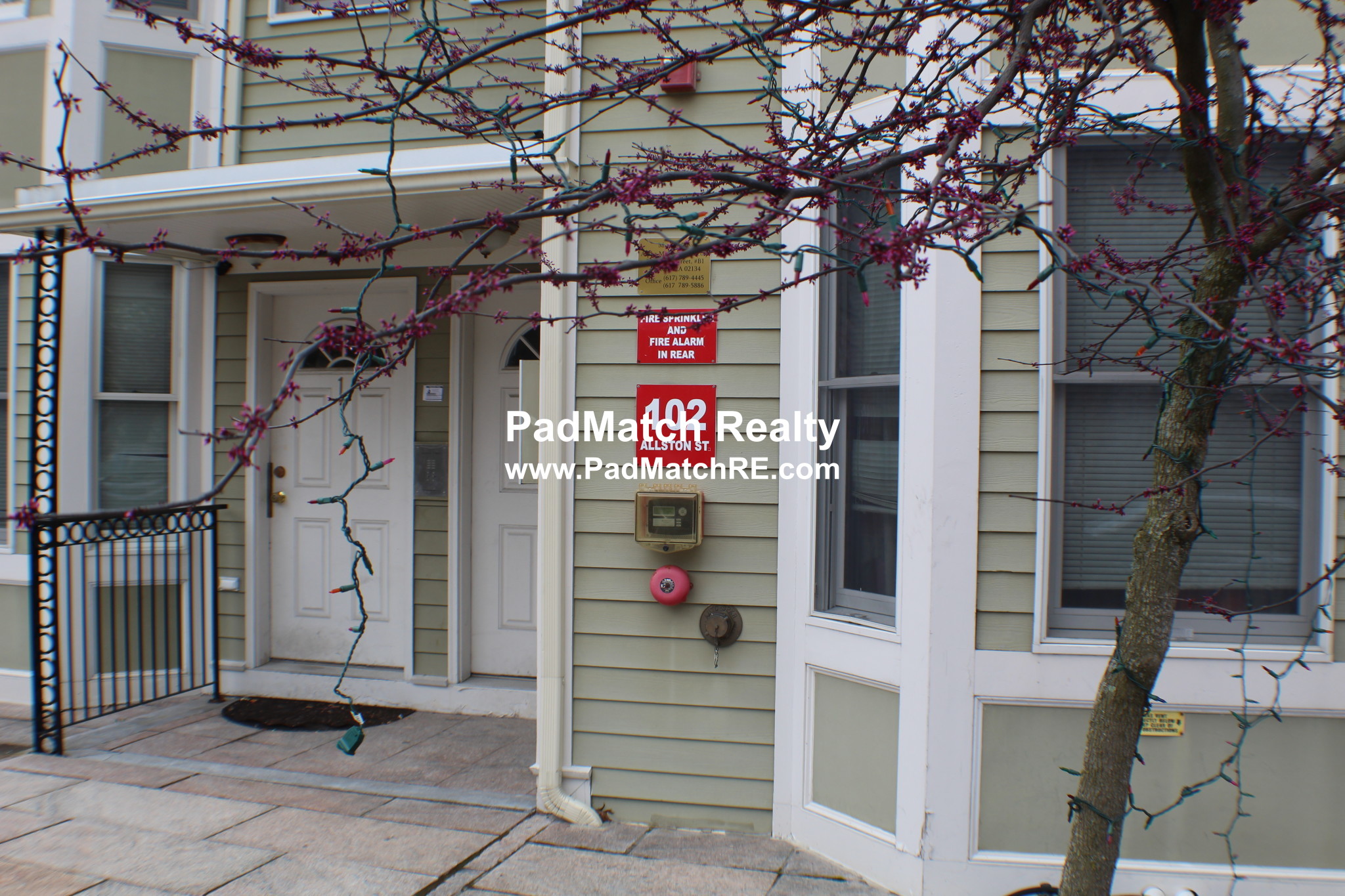 102 Allston St, Allston